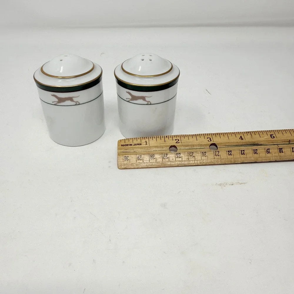 Noritake Royal Hunt #3930 Salt & Pepper Shaker‎ SET, 2 3/4